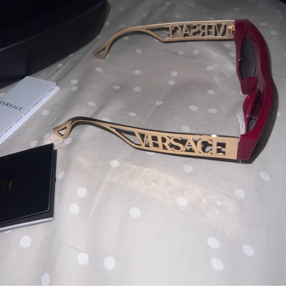 Versace Red Sunglasses VE4432U – Bold Designer Shades - Picture 16 of 16